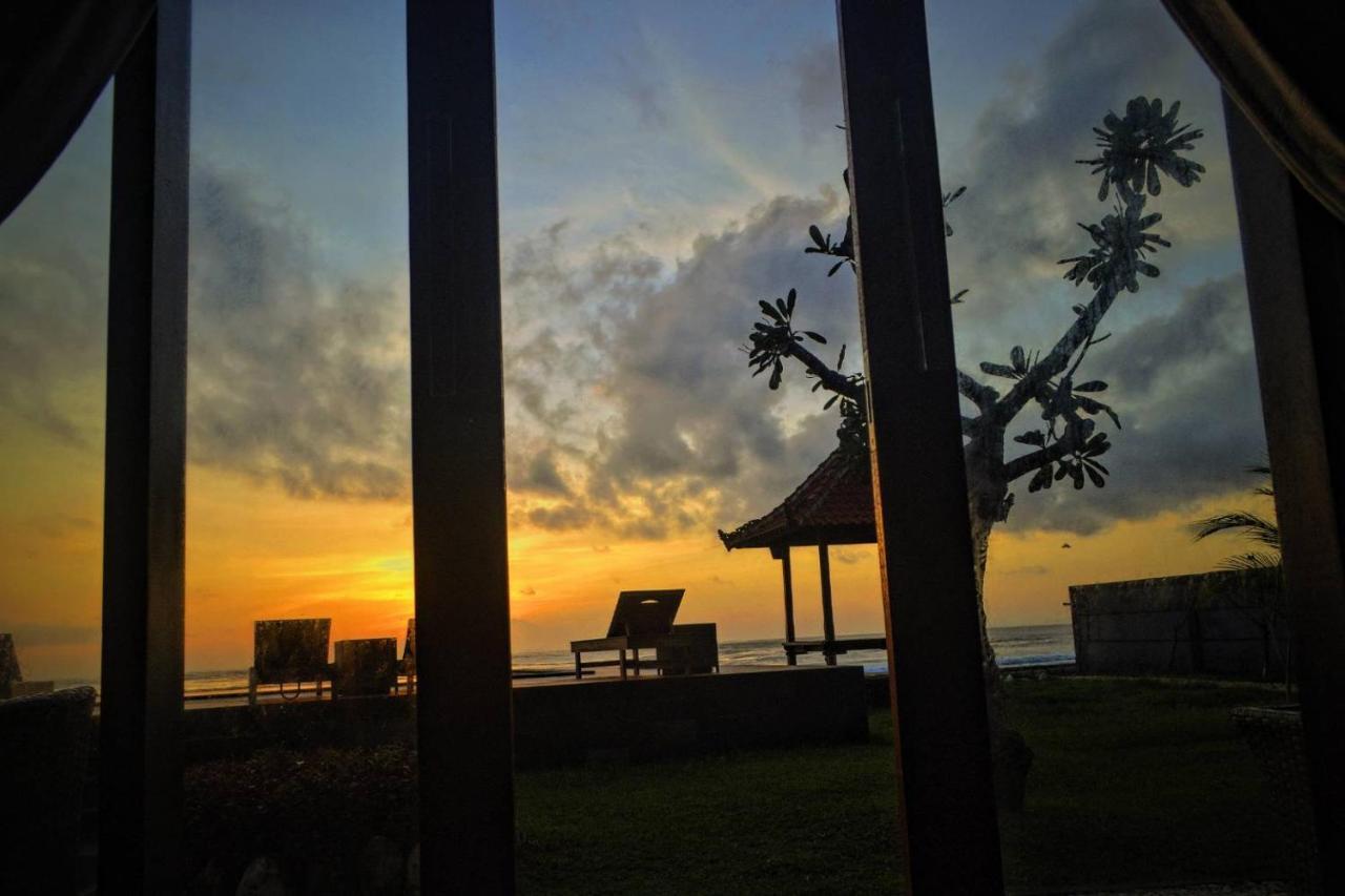Cave Beach Bungalow Semaya Dış mekan fotoğraf
